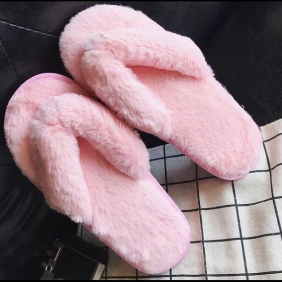 NWT 789 M L rose pink fluffy thong slides slippers - Picture 9 of 16